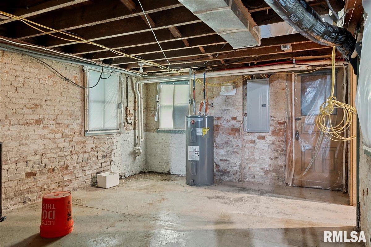 586 Moore Street Milton, IL 62352 - Photo 41 of 50 Gallery Image 41