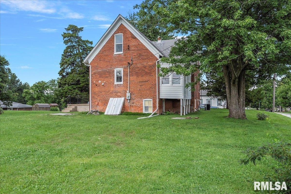 586 Moore Street Milton, IL 62352 - Photo 43 of 50 Gallery Image 43