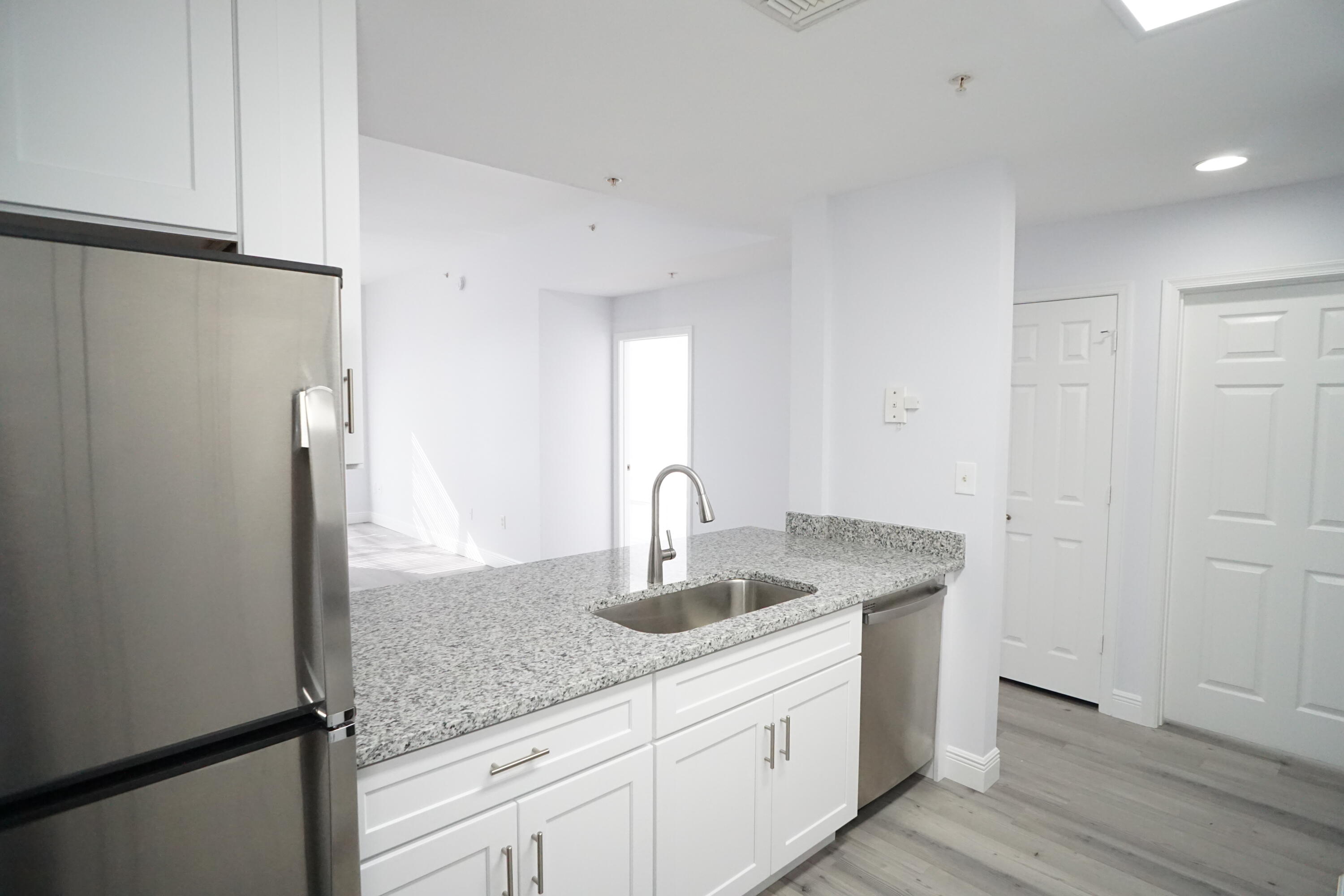 1200 Town Center Drive, Unit 409 Jupiter, FL 33458 - Photo 5 of 25 5