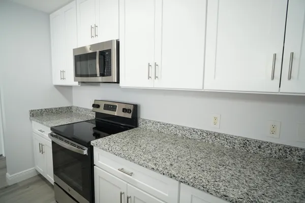 $2,695 | 1200 Town Center Drive, Unit 409, Jupiter, FL 33458