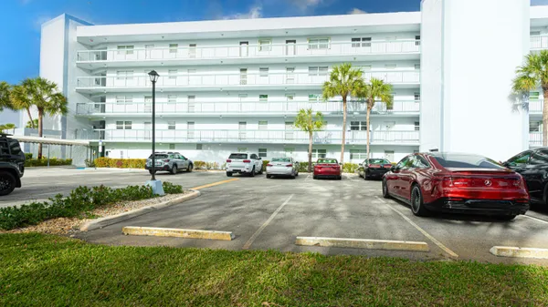 $2,895 | 6500 Northwest 2nd Avenue, Unit 515, Boca Raton, FL 33487
