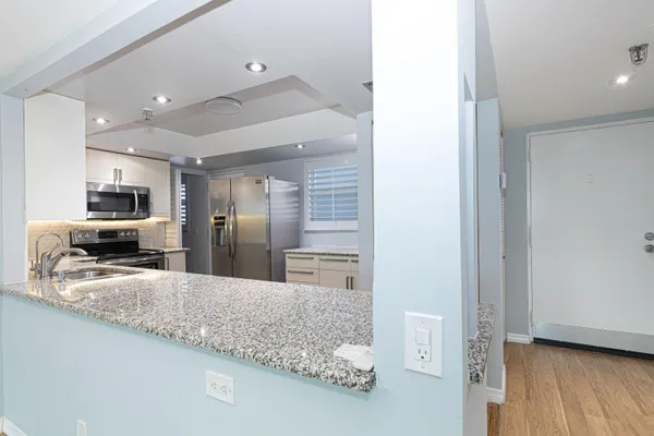 $2,895 | 6500 Northwest 2nd Avenue, Unit 515, Boca Raton, FL 33487