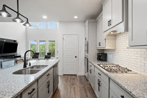 $699,000 | 6600 Llano Stage Trail, Austin, TX 78738