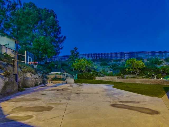 14119 Roaring Camp Road Poway, CA 92064 - Photo 8 of 25