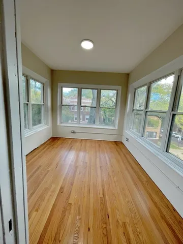 $3,000 | 5506 North Glenwood Avenue, Unit 2, Chicago, IL 60640