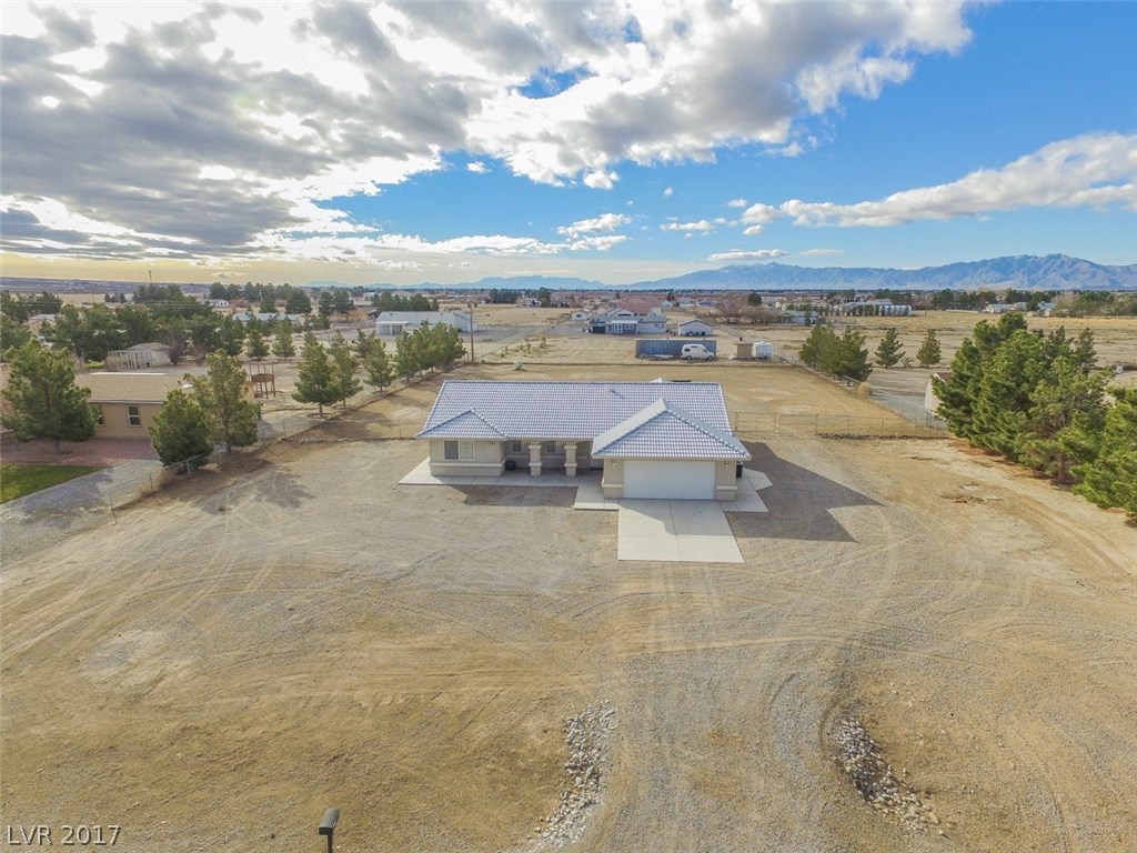 231 West Simkins Road Pahrump, NV 89060 - Photo 1 of 17 Gallery Image 1