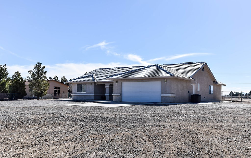 231 West Simkins Road Pahrump, NV 89060 - Photo 4 of 17 Gallery Image 4