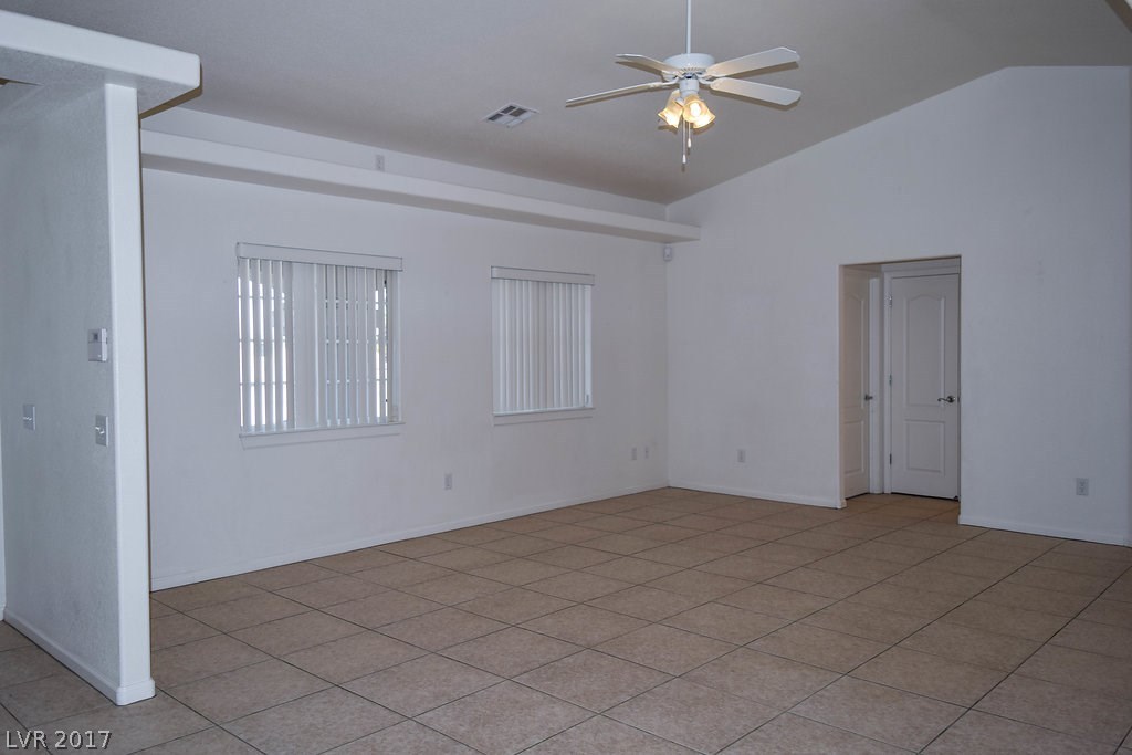 231 West Simkins Road Pahrump, NV 89060 - Photo 8 of 17 Gallery Image 8