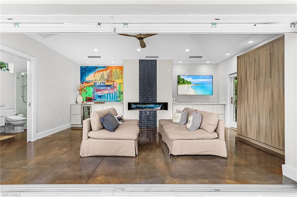 1390 Mandarin Road Naples, FL 34102 - Photo 22 of 38 Gallery Image 22