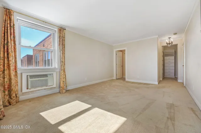 $995,000 | 4 Putnam Hill, Unit 4G, Greenwich, CT 06830