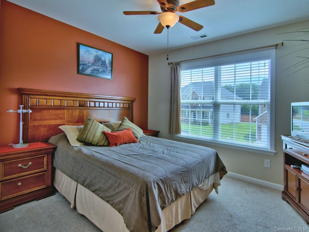 76 Roanoke Road Fletcher, NC 28732 - Photo 14 of 24