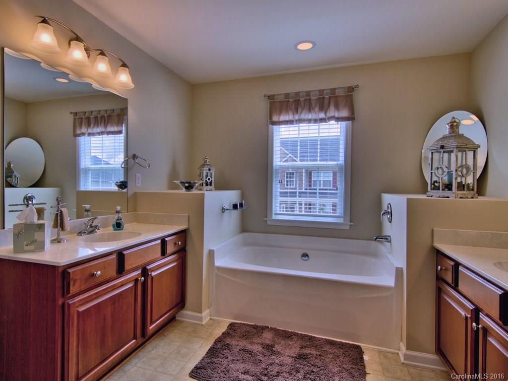 76 Roanoke Road Fletcher, NC 28732 - Photo 18 of 24
