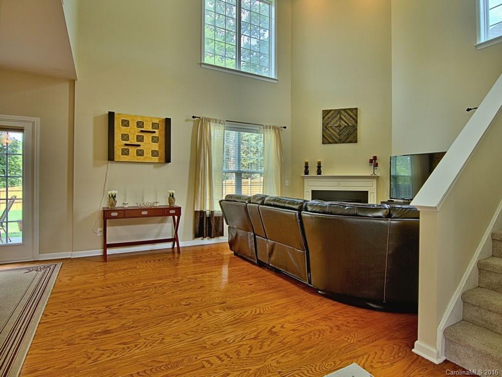 76 Roanoke Road Fletcher, NC 28732 - Photo 5 of 24