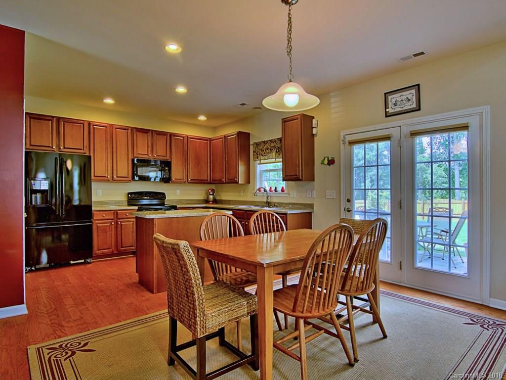 76 Roanoke Road Fletcher, NC 28732 - Photo 6 of 24