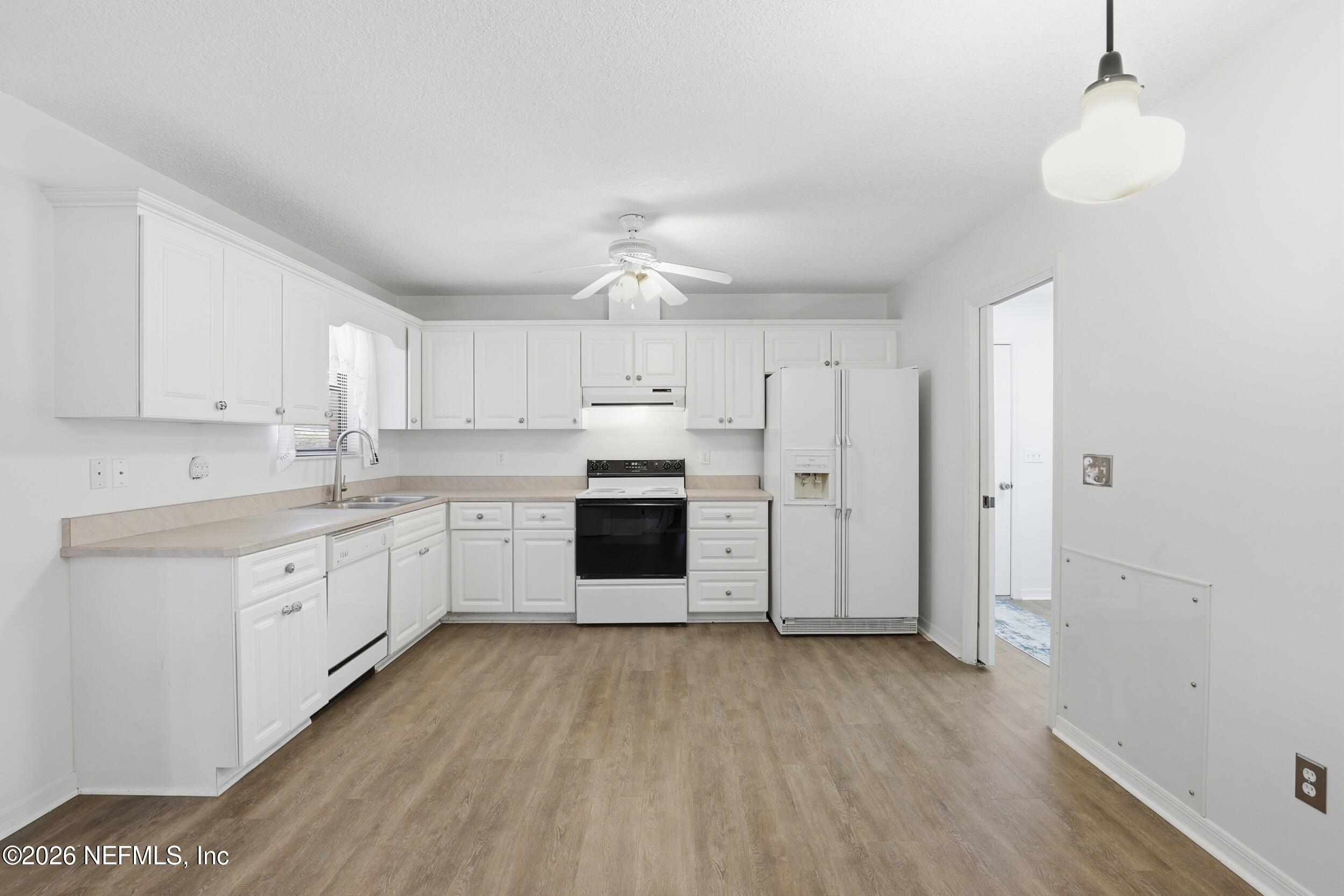 589 Southeast 71st Street Starke, FL 32091 - Photo 15 of 53 39__mg_0937