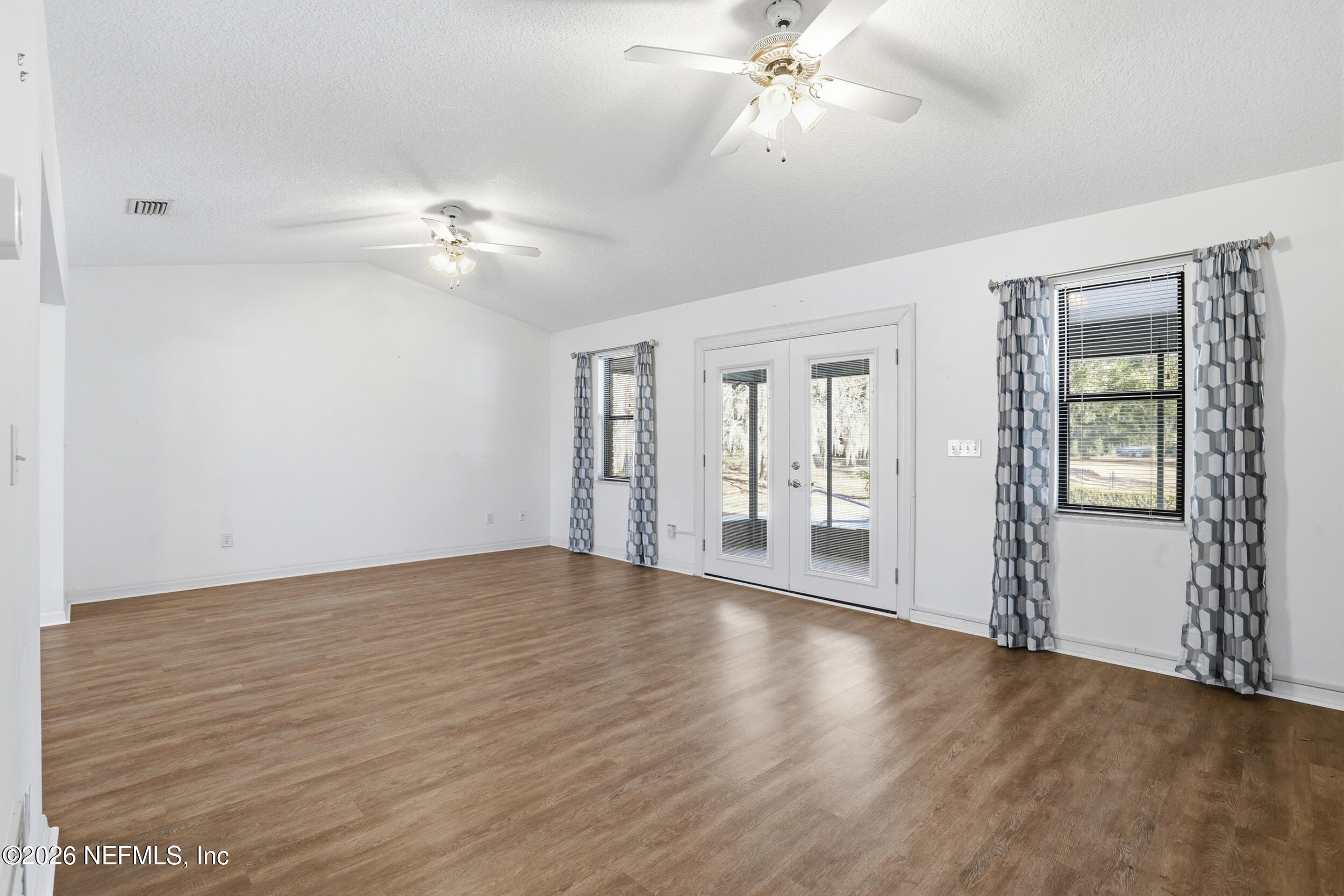 589 Southeast 71st Street Starke, FL 32091 - Photo 4 of 53 32__mg_0913