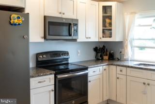18 Ravine Lane Levittown, PA 19055 - Photo 6 of 15 Gallery Image 6