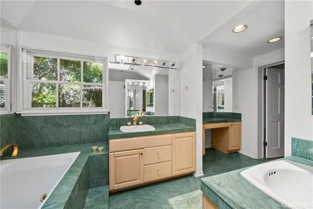 $2,750,000 | 11120 Sunset Boulevard, Los Angeles, CA 90049