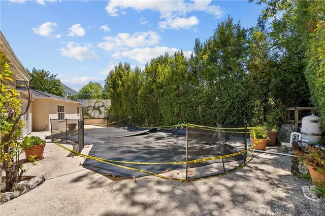 $2,750,000 | 11120 Sunset Boulevard, Los Angeles, CA 90049