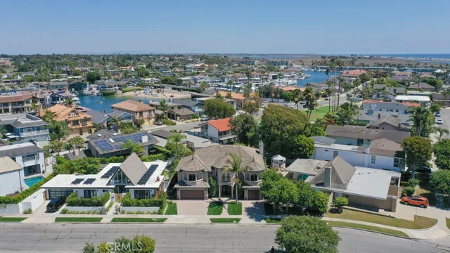 $3,199,900 | 16802 Kamalii Drive, Huntington Beach, CA 92649
