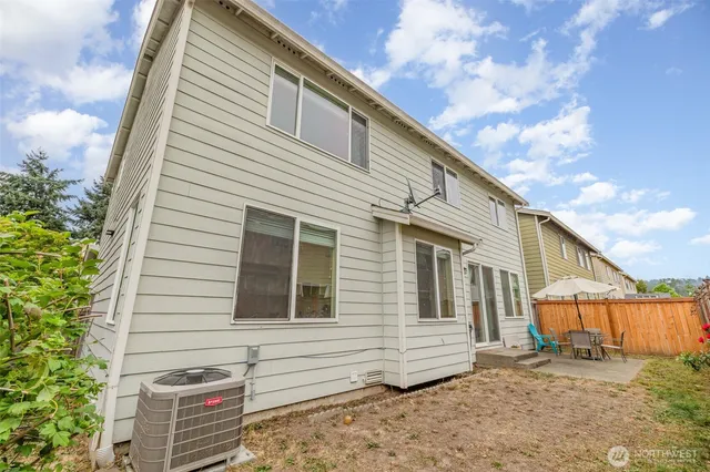 $638,800 | 1162 32nd Place Northeast, Auburn, WA 98002