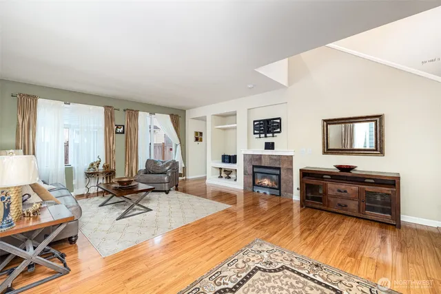 $638,800 | 1162 32nd Place Northeast, Auburn, WA 98002