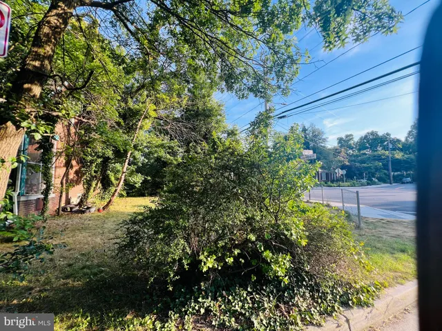 a view of outdoor space