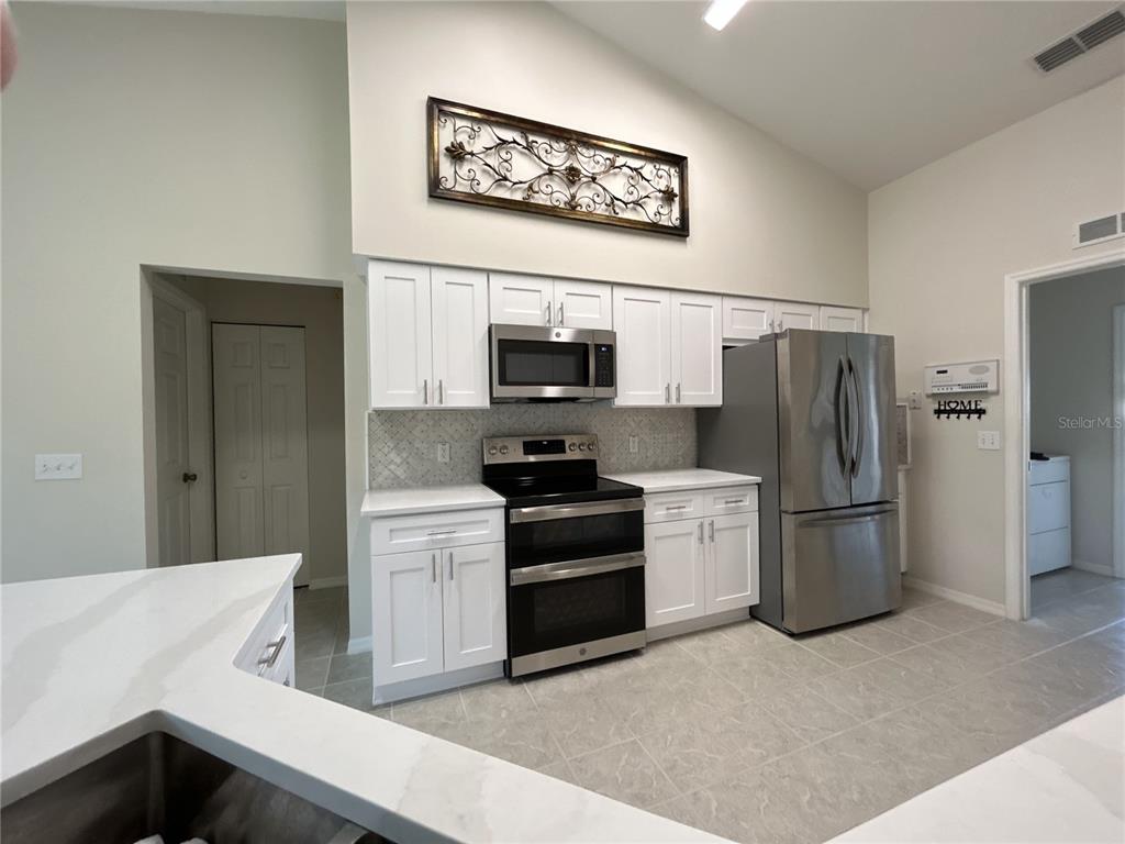 17180 Southeast 115th Terrace Road Summerfield, FL 34491 - Photo 7 of 33