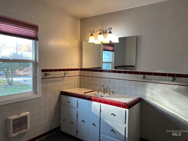 $389,900 | 112 17th Avenue, Lewiston, ID 83501