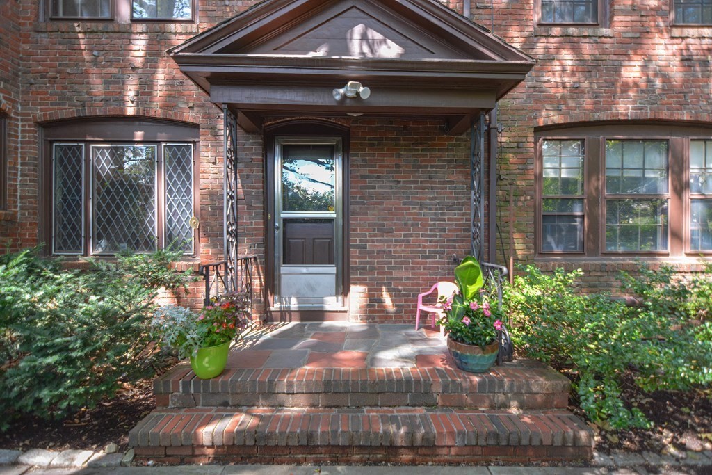 280 Common Street Belmont, MA 02478 - Photo 36 of 36 a front view of a house