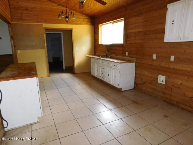 4184 St Johns Road Frankfort, KY 40601 - Photo 25 of 36 Kitchen (3)