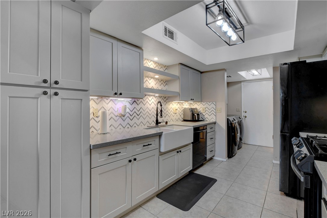 4407 Shortleaf Street Las Vegas, NV 89119 - Photo 6 of 17