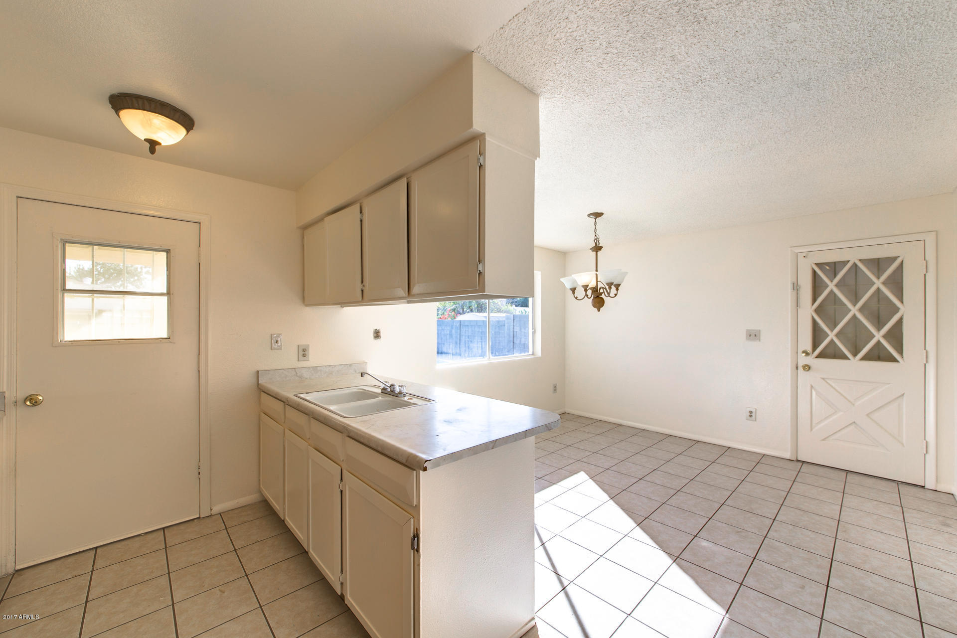 5327 West Granada Road Phoenix, AZ 85035 - Photo 14 of 27 ChaseCapture-15