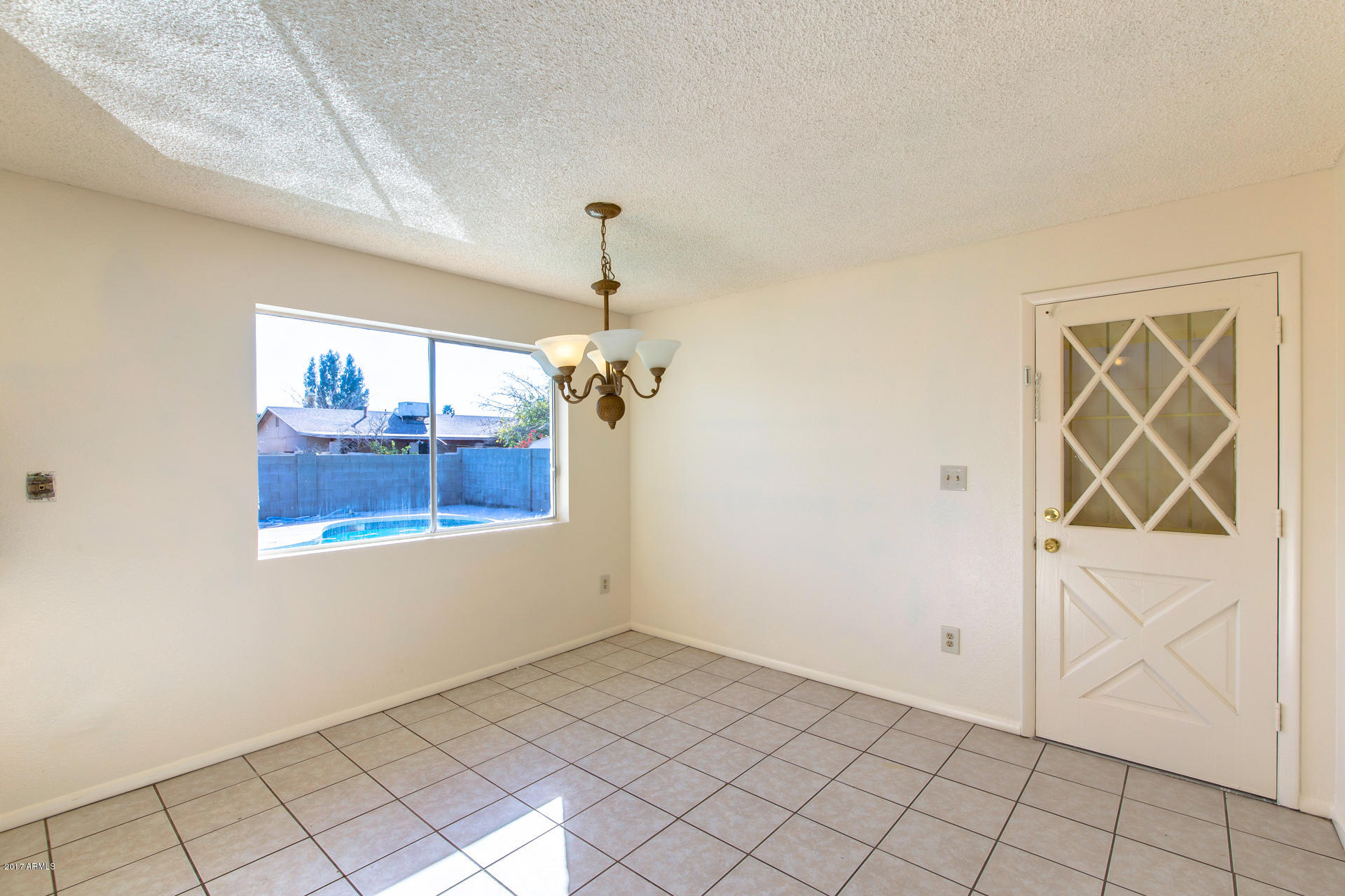 5327 West Granada Road Phoenix, AZ 85035 - Photo 8 of 27 ChaseCapture-9