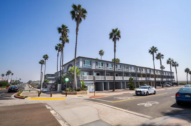 $680,000 | 1111 Seacoast Drive, Unit 3, Imperial Beach, CA 91932