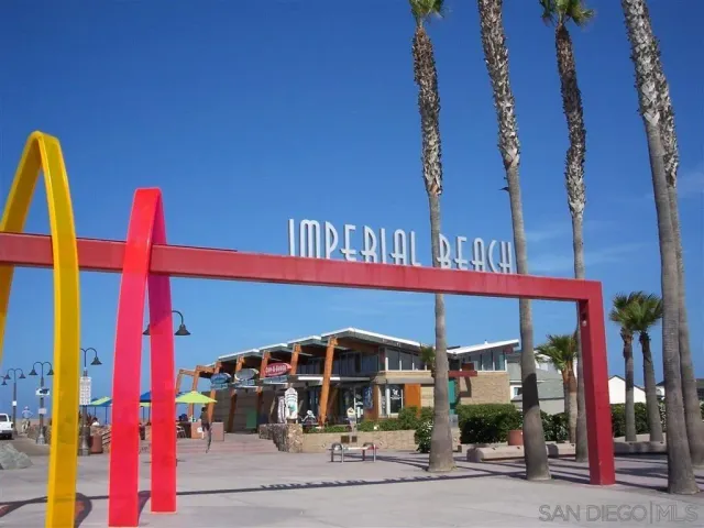 $680,000 | 1111 Seacoast Drive, Unit 3, Imperial Beach, CA 91932