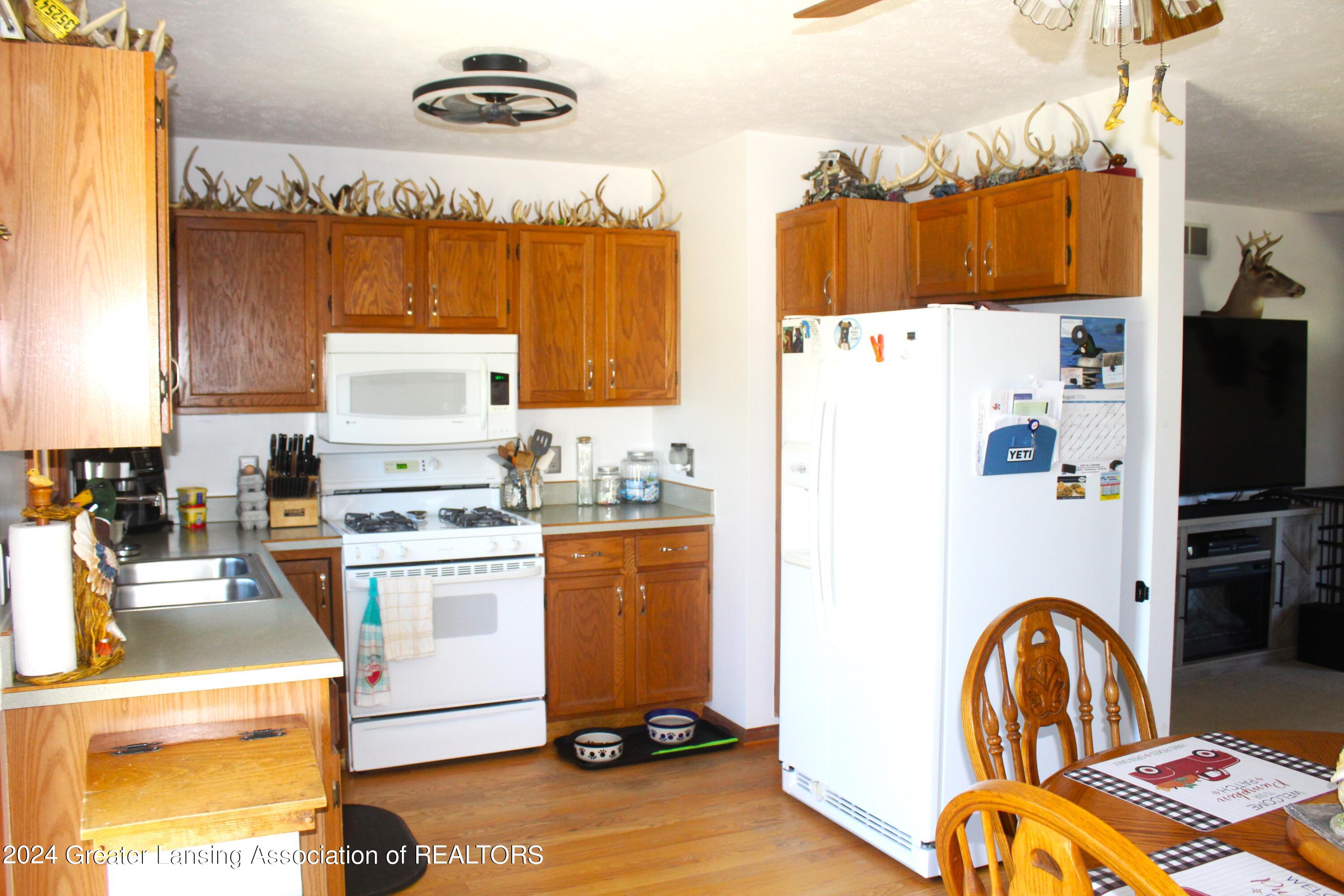5 Kitchen