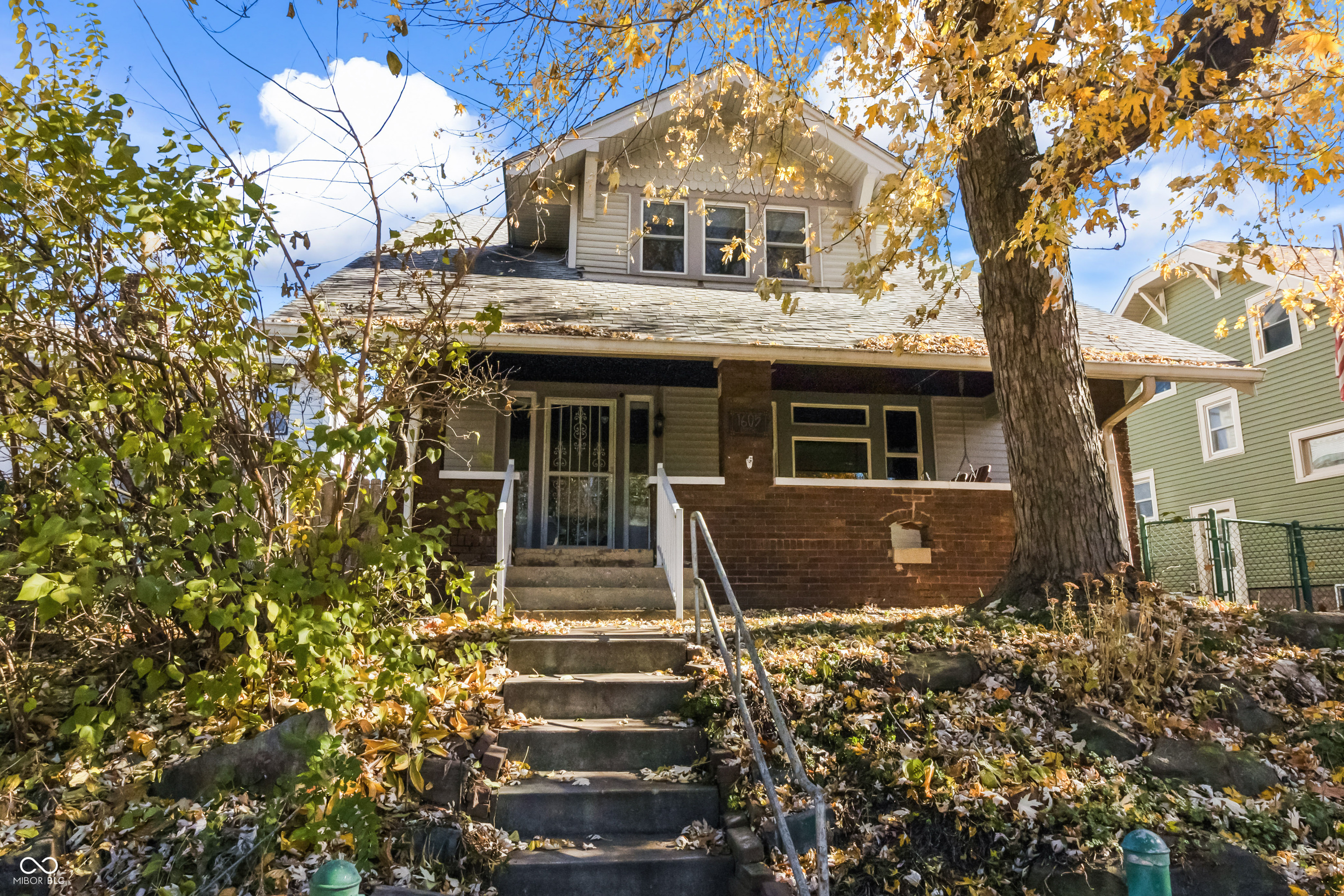 1605 Leonard Street Indianapolis, IN 46203 - Photo 3 of 76