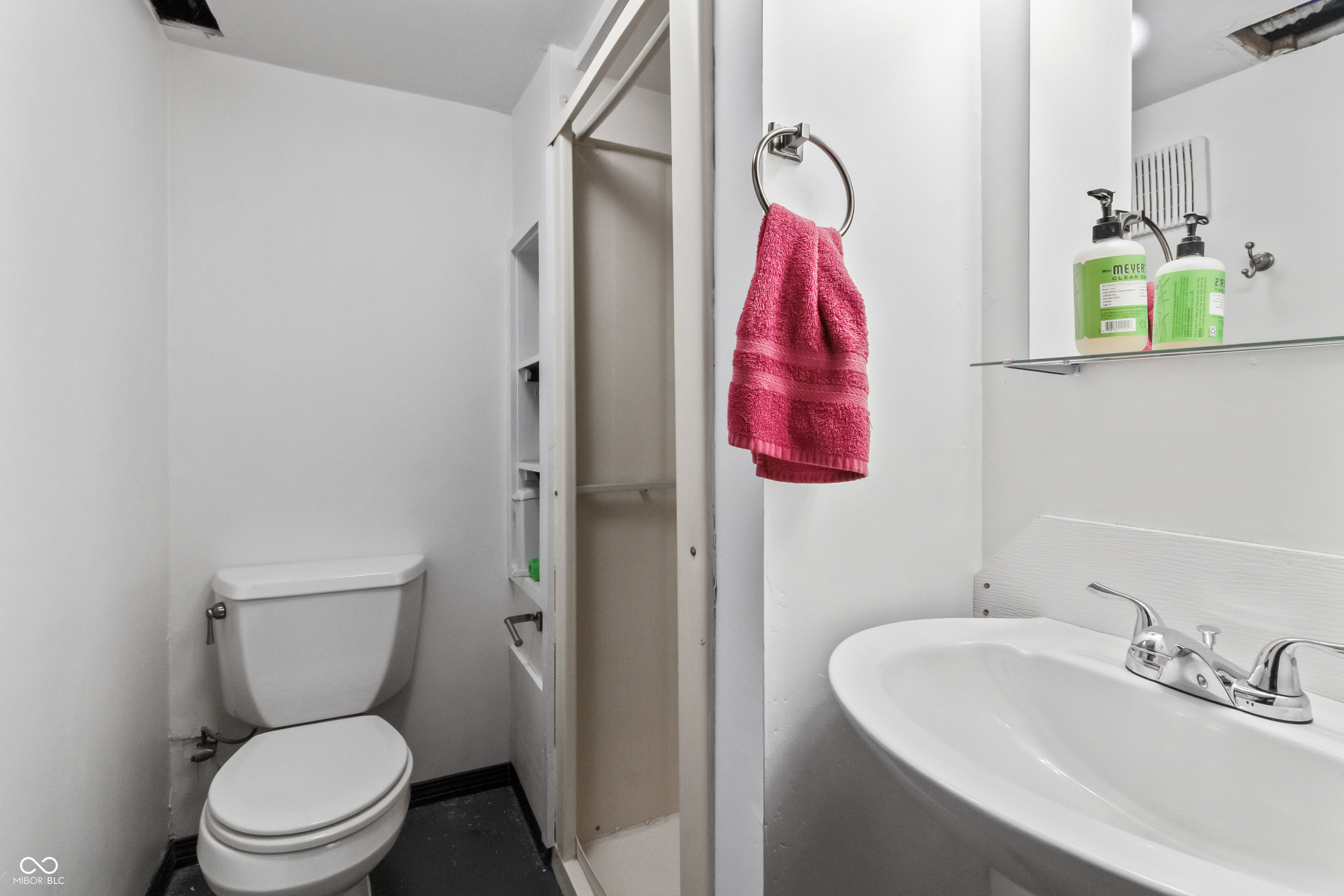 1605 Leonard Street Indianapolis, IN 46203 - Photo 46 of 76