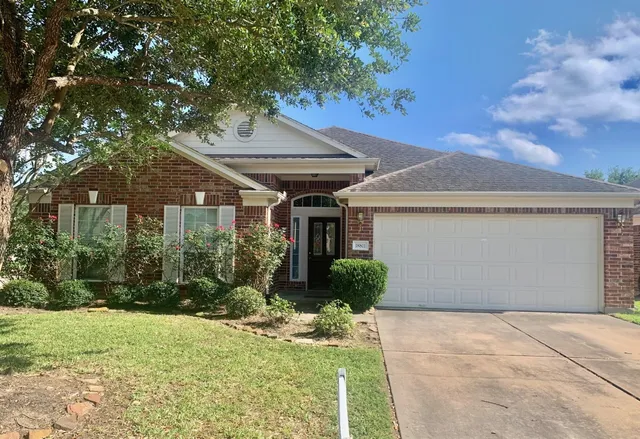 $2,300 | 18811 Elm Square Court, Cypress, TX 77429
