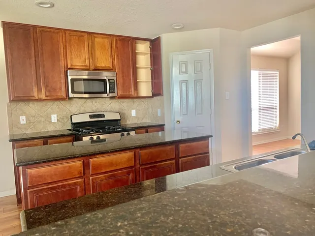 $2,300 | 18811 Elm Square Court, Cypress, TX 77429