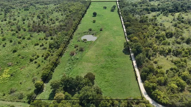 $325,000 | 8410 Northwest County Road 0090, Corsicana, TX 75110