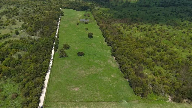 $325,000 | 8410 Northwest County Road 0090, Corsicana, TX 75110