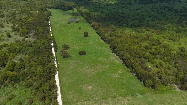 $325,000 | 8410 Northwest County Road 0090, Corsicana, TX 75110