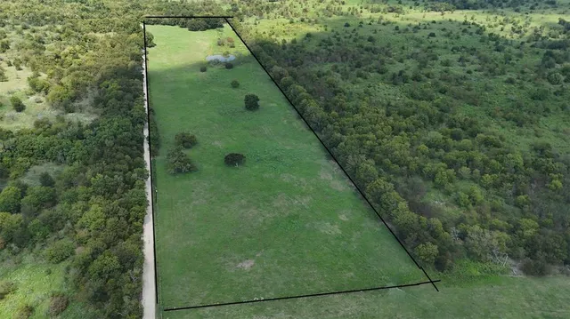 $325,000 | 8410 Northwest County Road 0090, Corsicana, TX 75110