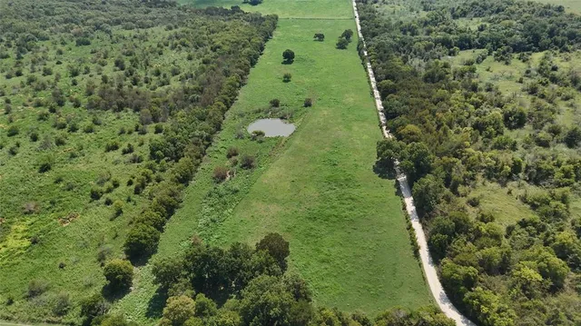 $325,000 | 8410 Northwest County Road 0090, Corsicana, TX 75110
