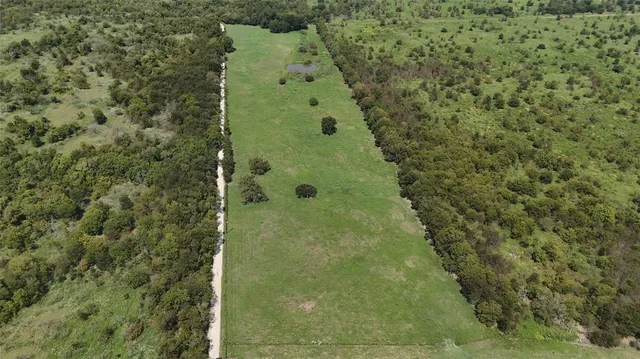 $325,000 | 8410 Northwest County Road 0090, Corsicana, TX 75110