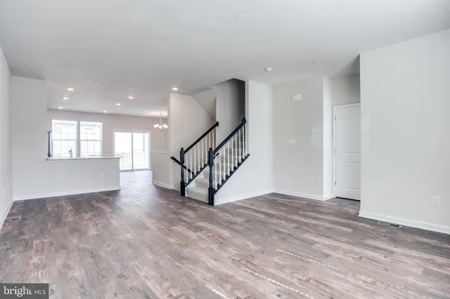 $2,550 | 5039 MacDonough Place, Frederick, MD 21703