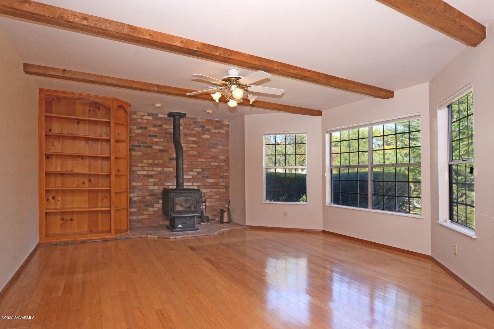 825 Sheepshead Crossing Road Cornville, AZ 86325 - Photo 13 of 43 living room