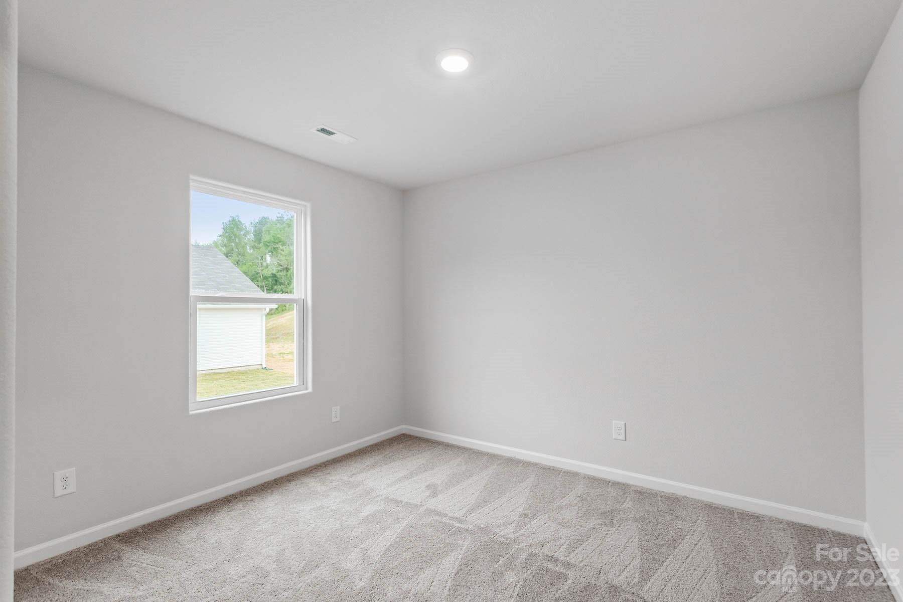 1609 Nia Road Charlotte, NC 28215 - Photo 8 of 10 Gallery Image 8